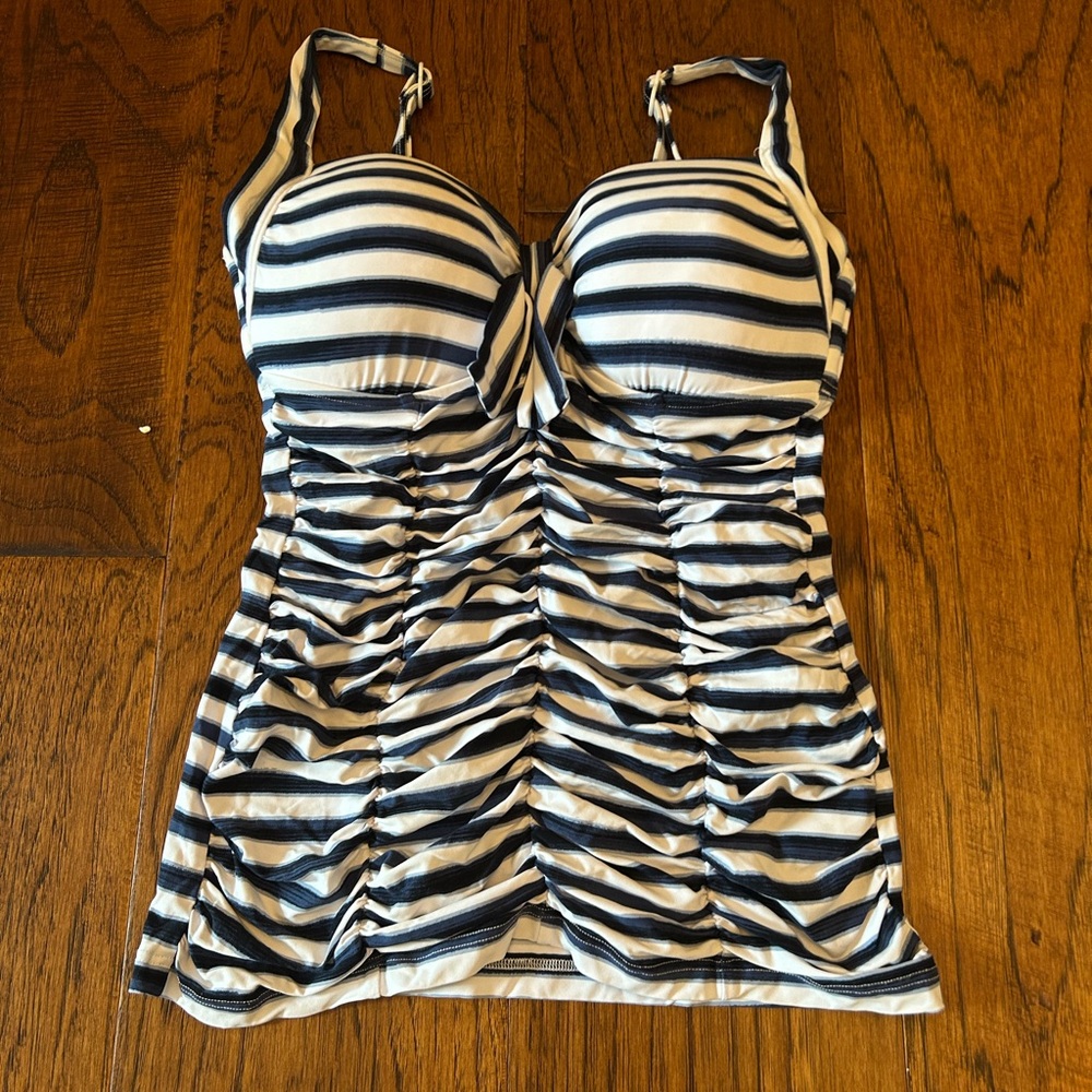 NWOT Seafolly Striped Blue and White Ruched Tankini Top